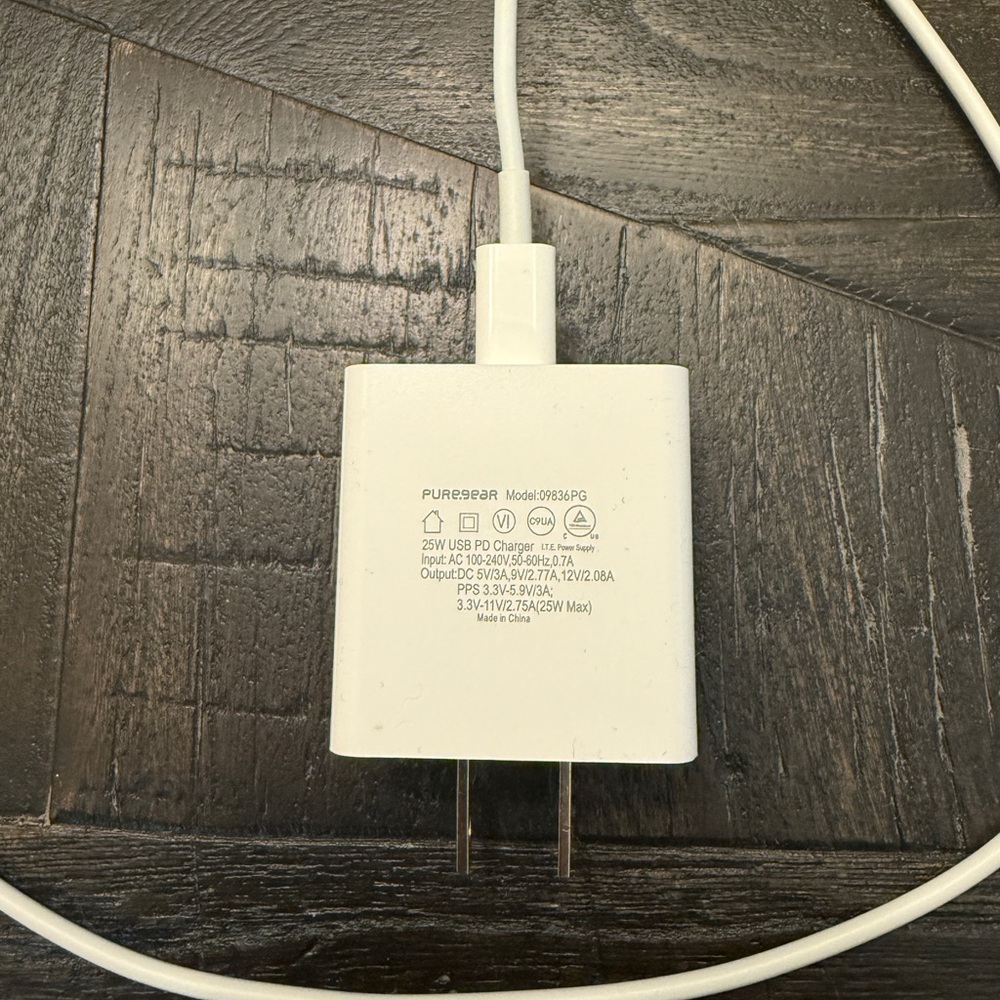 PureGear LightSpeed (25 Watt) USB PD Wall Charger Travel Adapter - White